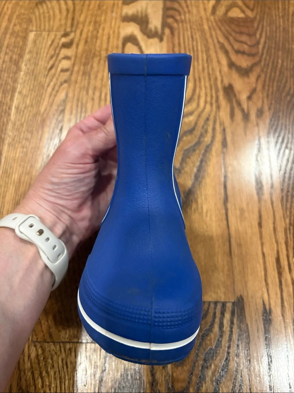 Kids blue Crocs Crocband Jaunt Rain Boot, size 6-7. Great used condition